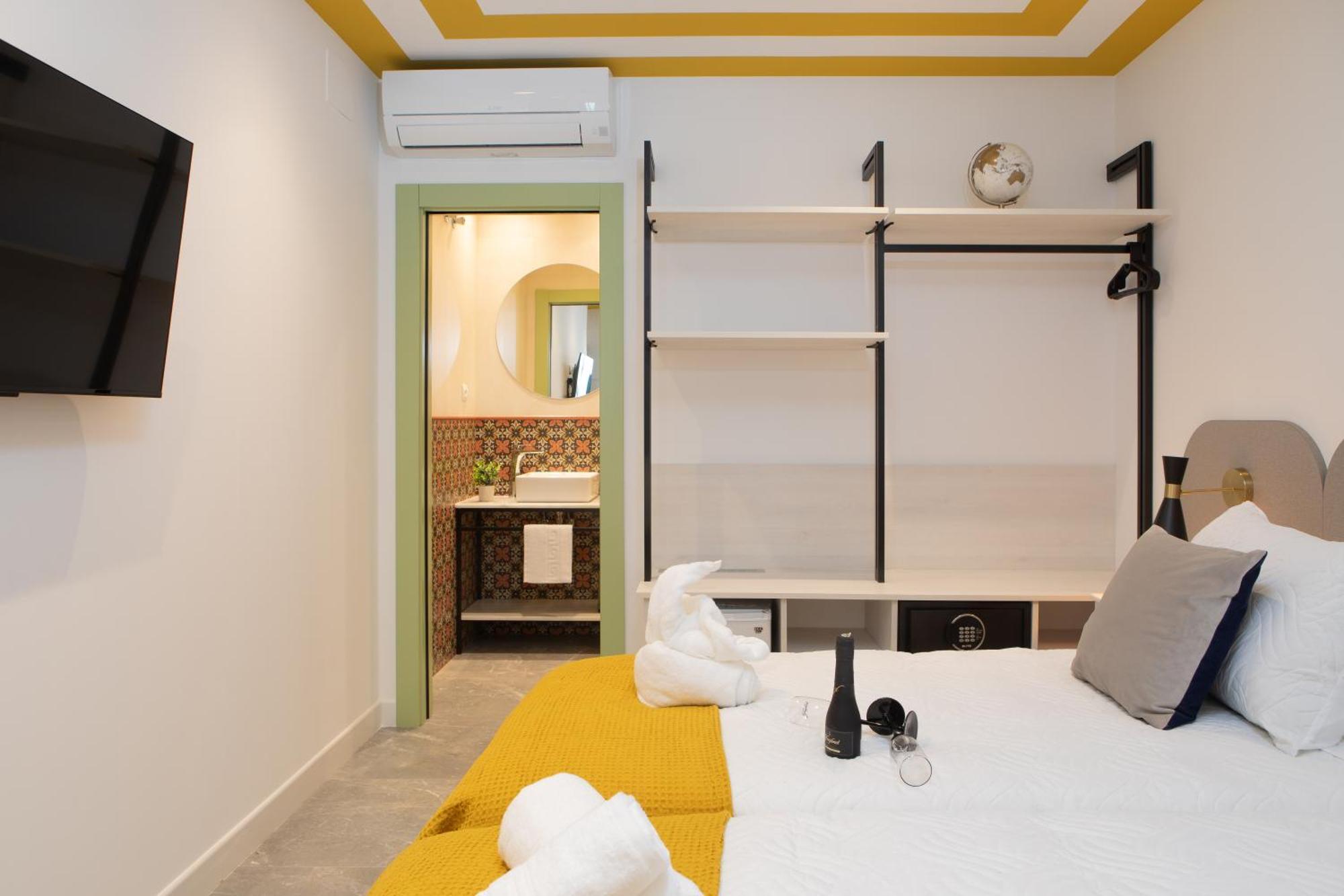 Boutique Rooms Playa Burriana Nerja Buitenkant foto