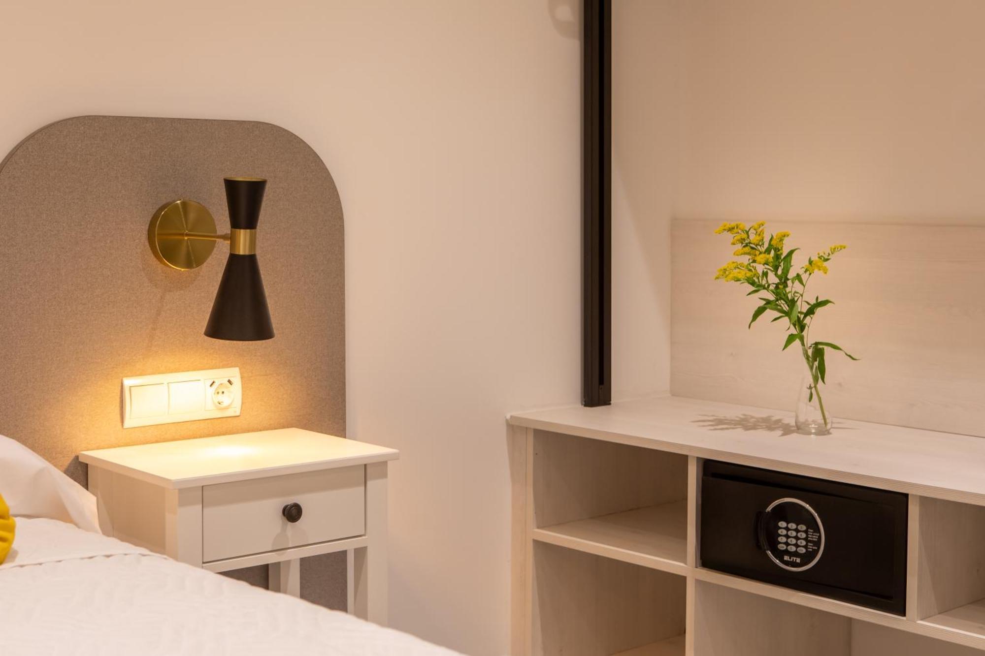 Boutique Rooms Playa Burriana Nerja Buitenkant foto