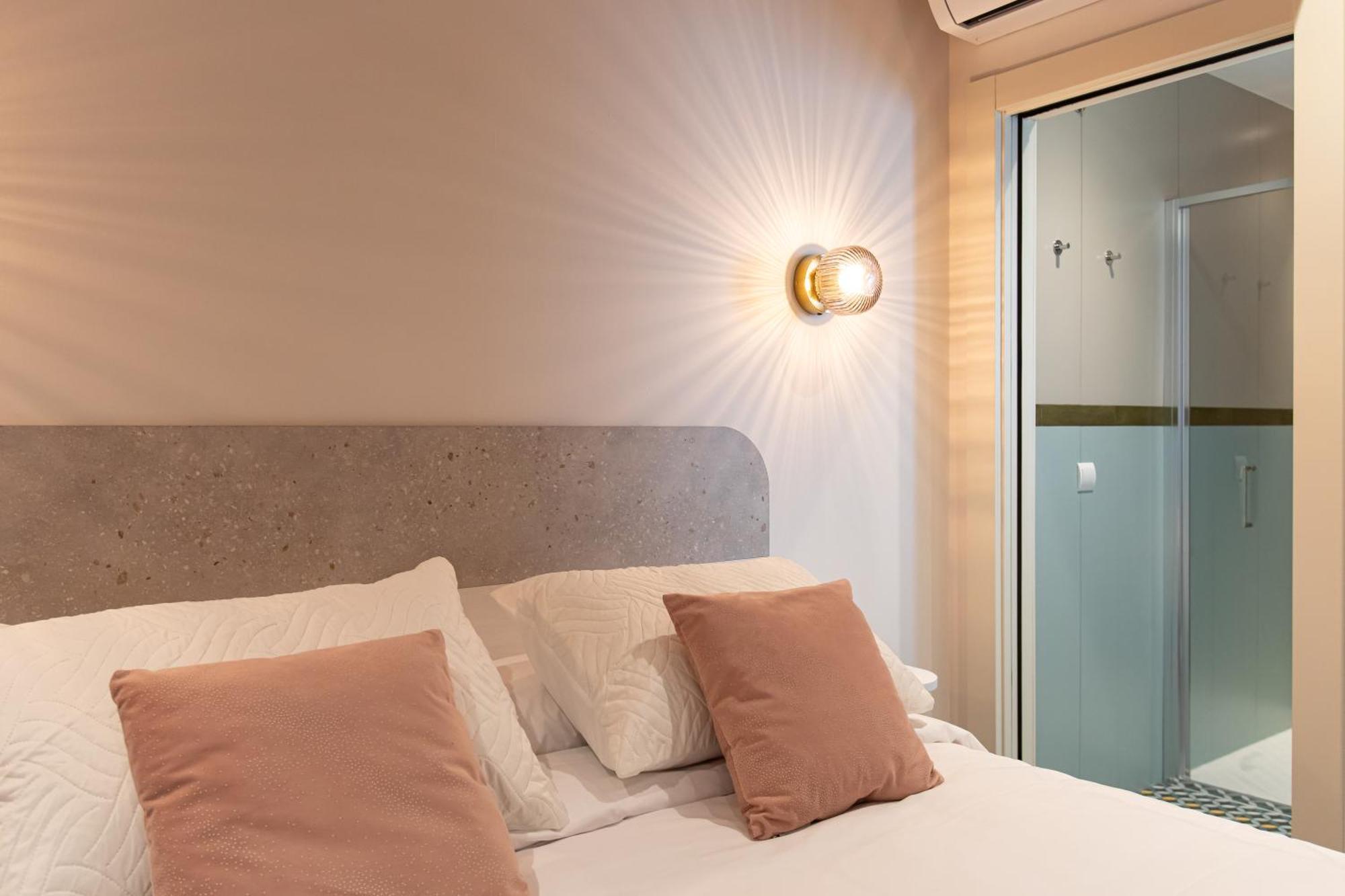 Boutique Rooms Playa Burriana Nerja Buitenkant foto